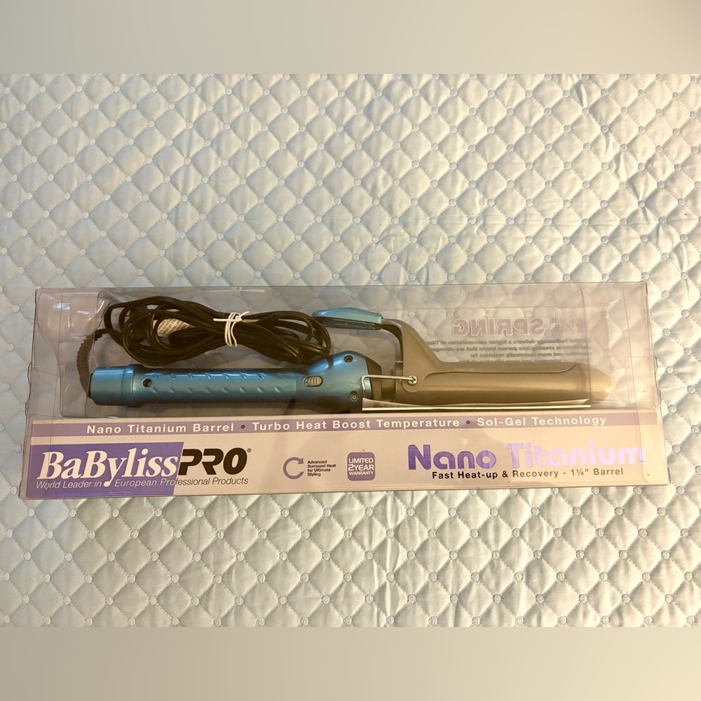 NEW BaBylissPRO 1 1/4” Nano Titanium Professional Curling Iron.